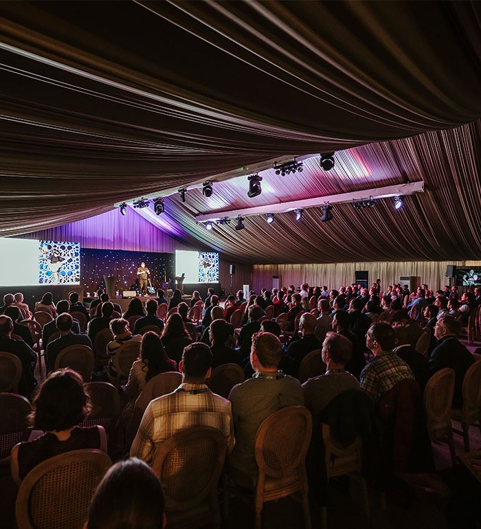 Syon_Park_venues_kerb